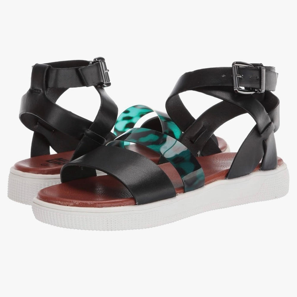 🚨LAST CHANCE 🆕 Muk Luks Gladiator Sandals